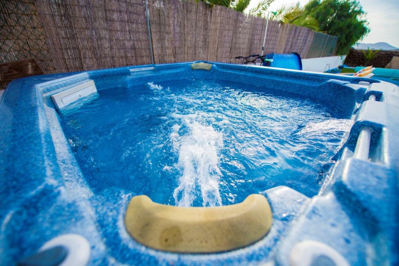 Villatommy Heated Pool, Hottub, Fast Wifi Lajares Exterior foto