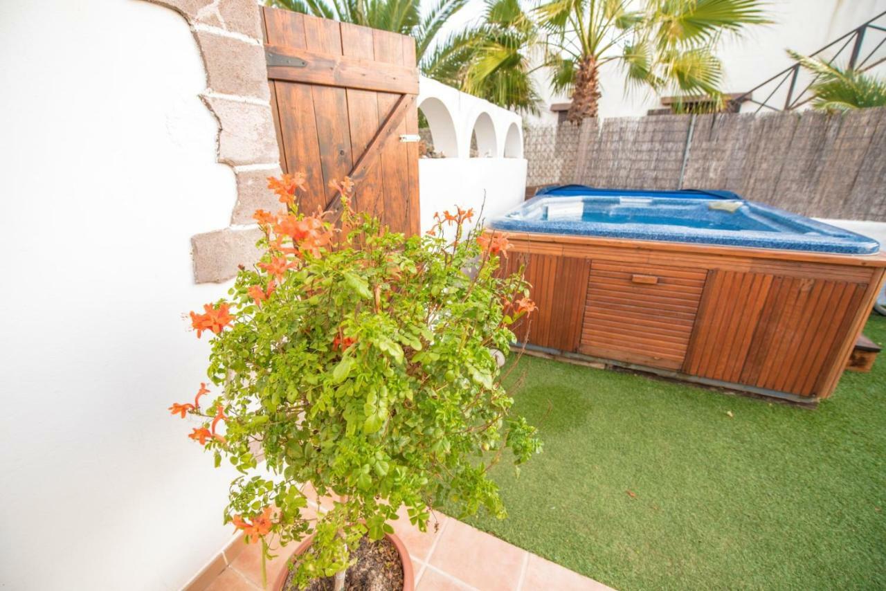 Villatommy Heated Pool, Hottub, Fast Wifi Lajares Exterior foto